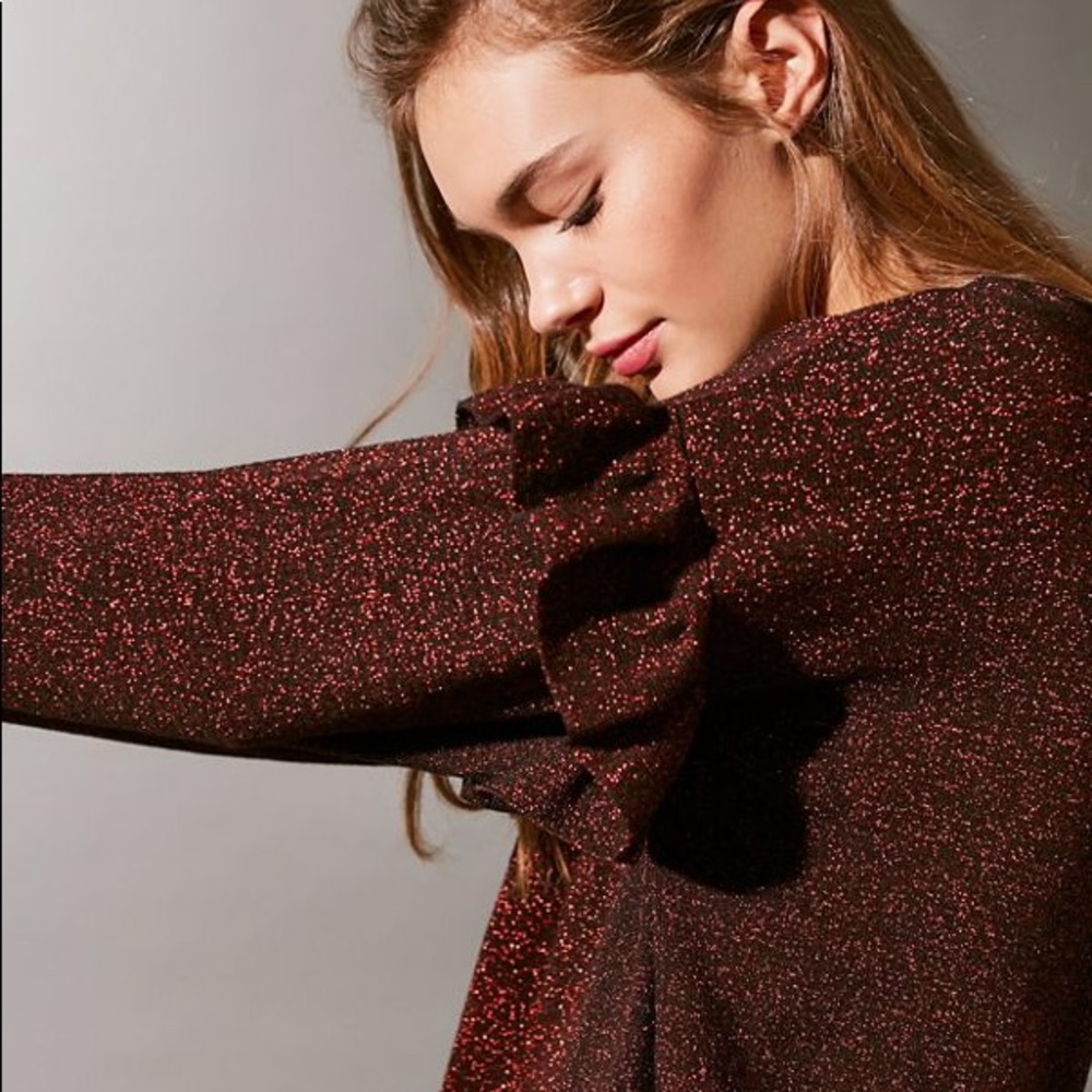Urban Outfitters Ruffle Sleeve Glitter Sweater - Picture 4 of 5